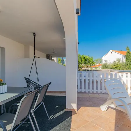 Lijan Apartment